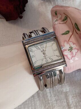 NEW Ladies Cuff Wrist Watch Premier Designs Jewelry Quartz